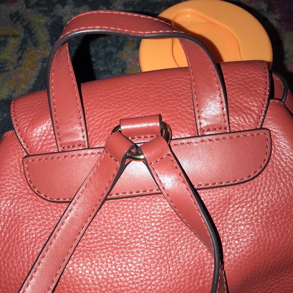 Michael Kors Raven Leather Backpack Brandy/Gold Preloved - Picture 8 of 12